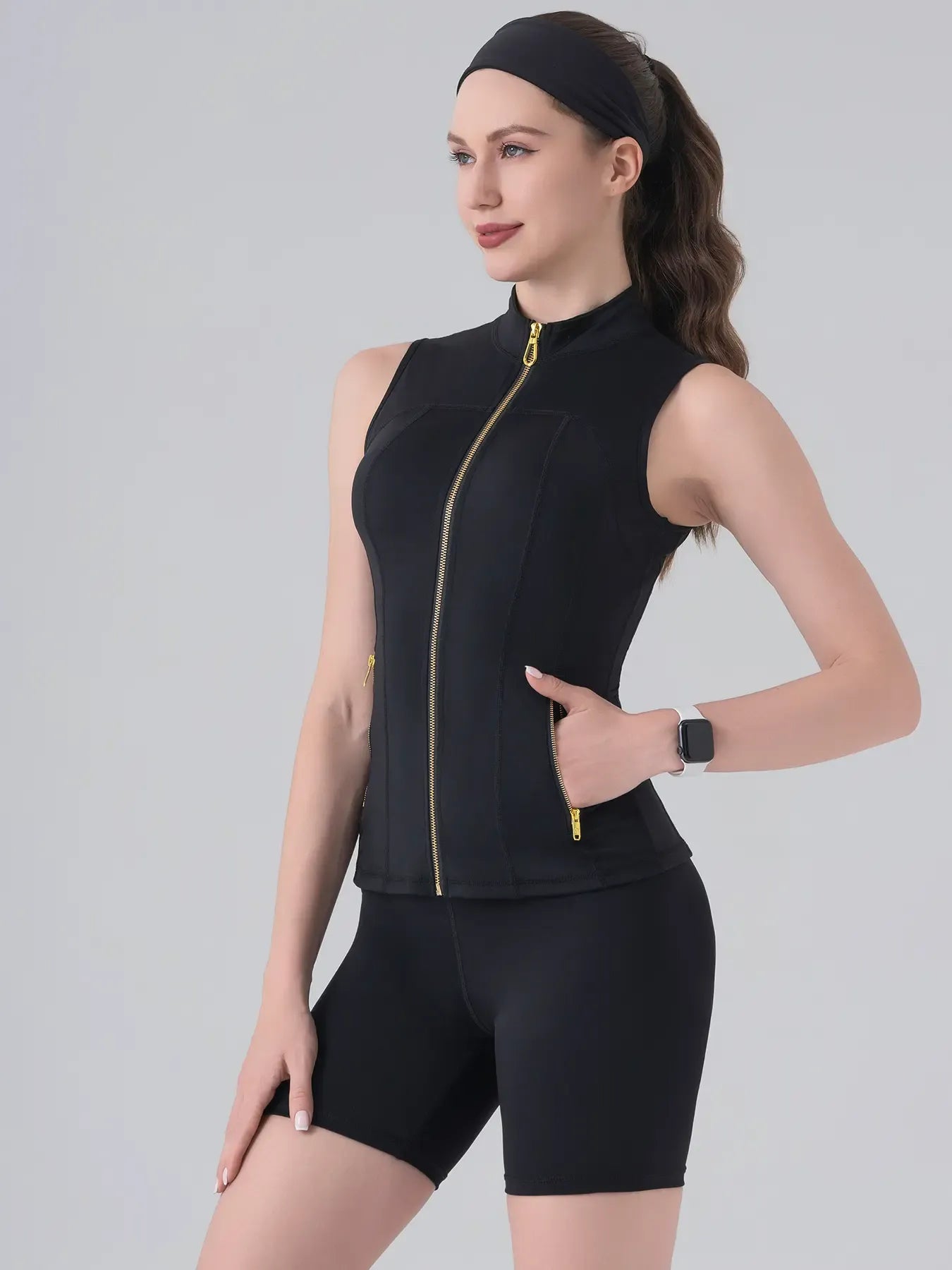 UnciaActive Gold-Color zipper Vest & Shorts Set - Minimalist Women's Tracksuit tracksuits for men Workout & Yoga - Airlayer Fabric & High Elasticity - Basic / tracksuit set - workout sets women - gym outfits - gym shorts - bikershorts Clothes