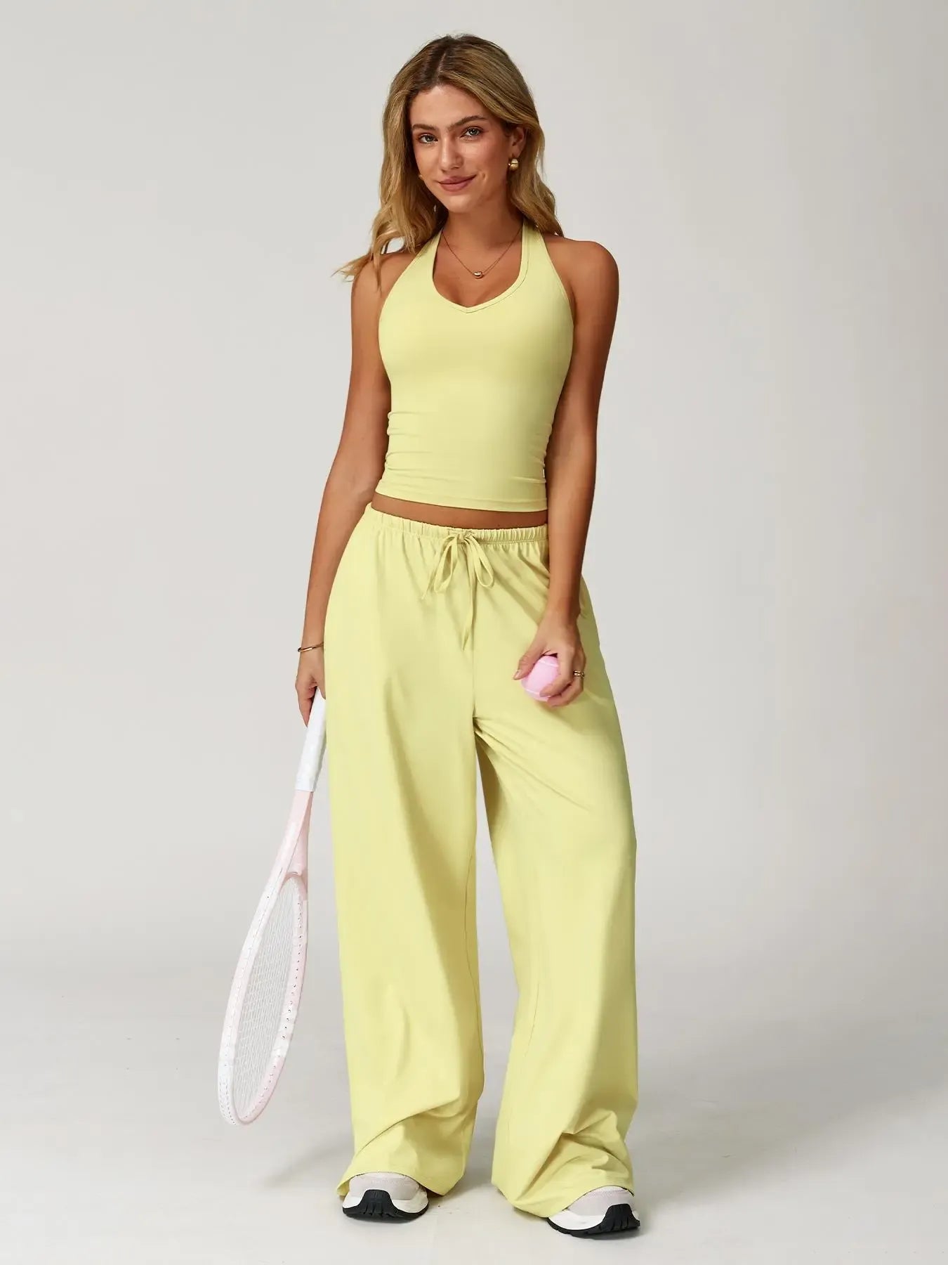 Women's Solid Halter Neck Top & Wide Leg Pants Sports Set, Casual Sleeveless Top & Pants for Daily Outdoor Wear, Ladies Sportswear for Tennis Running, Workout Clothes, Athletic Clothes Set