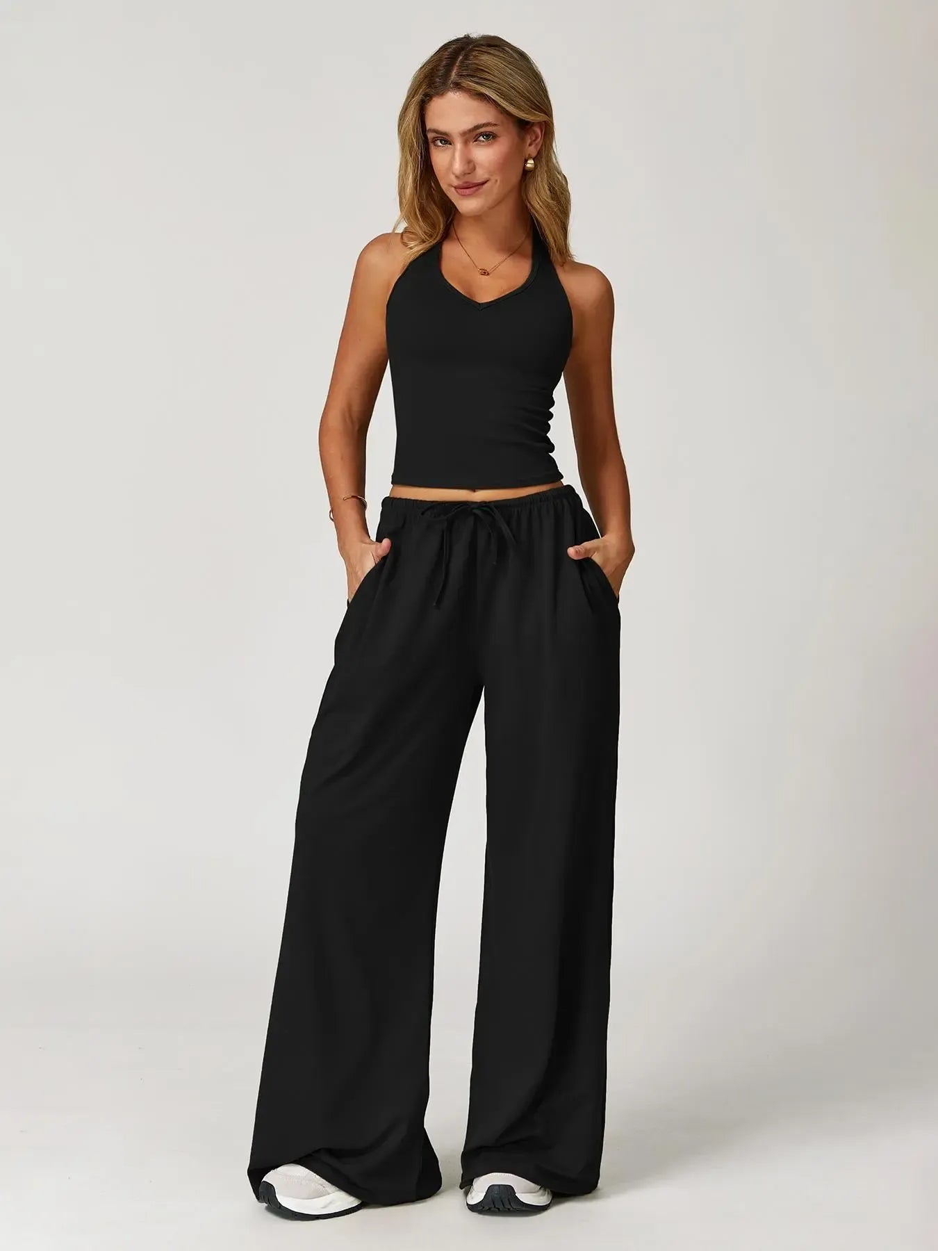 Women's Solid Halter Neck Top & Wide Leg Pants Sports Set, Casual Sleeveless Top & Pants for Daily Outdoor Wear, Ladies Sportswear for Tennis Running, Workout Clothes, Athletic Clothes Set