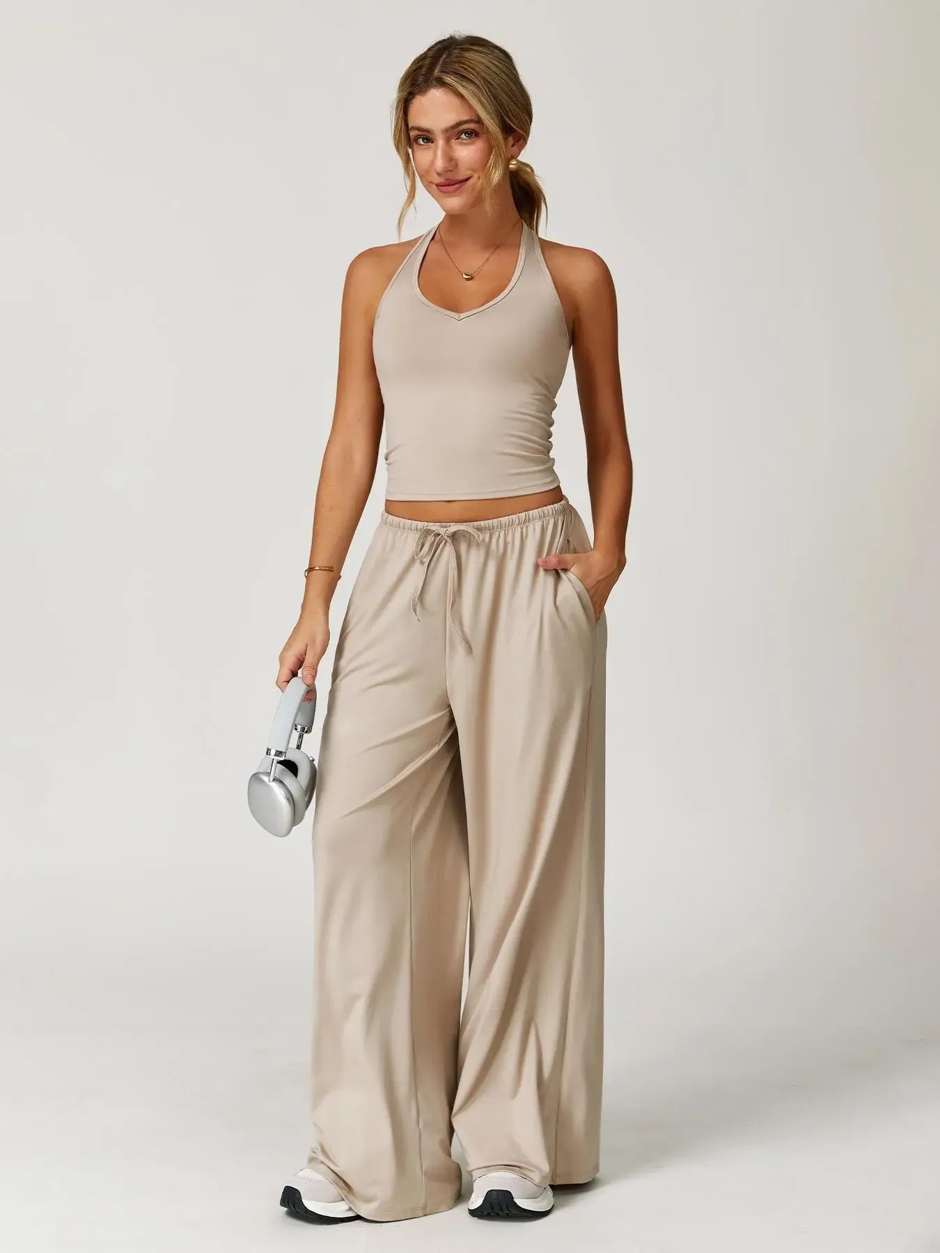 Women's Solid Halter Neck Top & Wide Leg Pants Sports Set, Casual Sleeveless Top & Pants for Daily Outdoor Wear, Ladies Sportswear for Tennis Running, Workout Clothes, Athletic Clothes Set