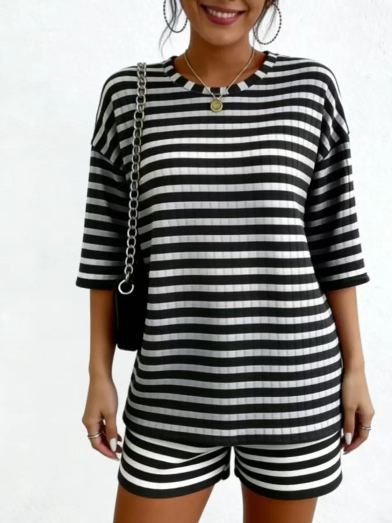 Women's Casual Loose Oversized Striped Set, Summer Short Sleeve Tee & Shorts, Airport Outfit, Home Wear, Sportswear, Fashionable Women's Clothing, Summer Lounge Sets